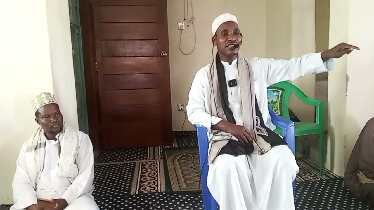 الاستاذ يوسف بن عمر بنغل 
