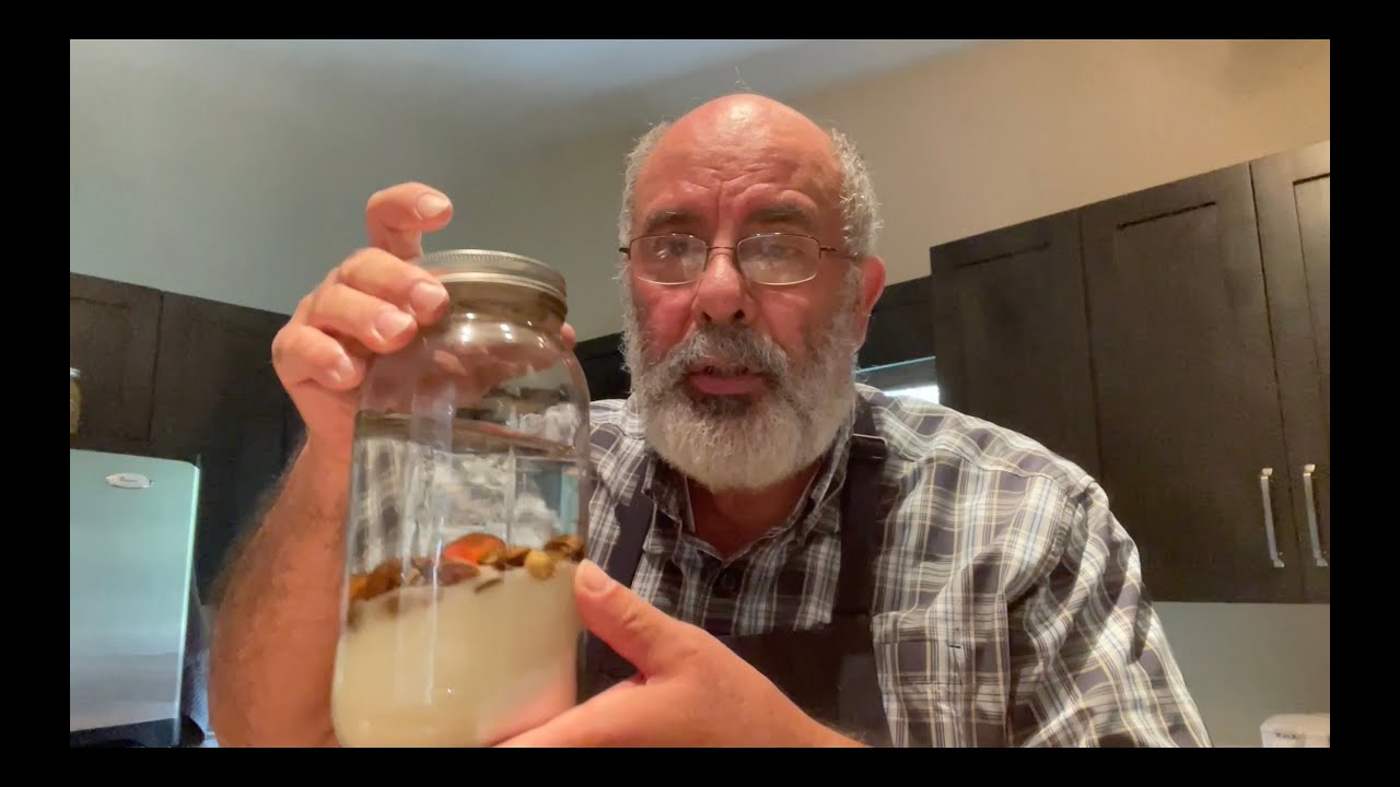 Greek Recipe for Amaretto, Apricot liqueur - Βερίκοκο Λικερ