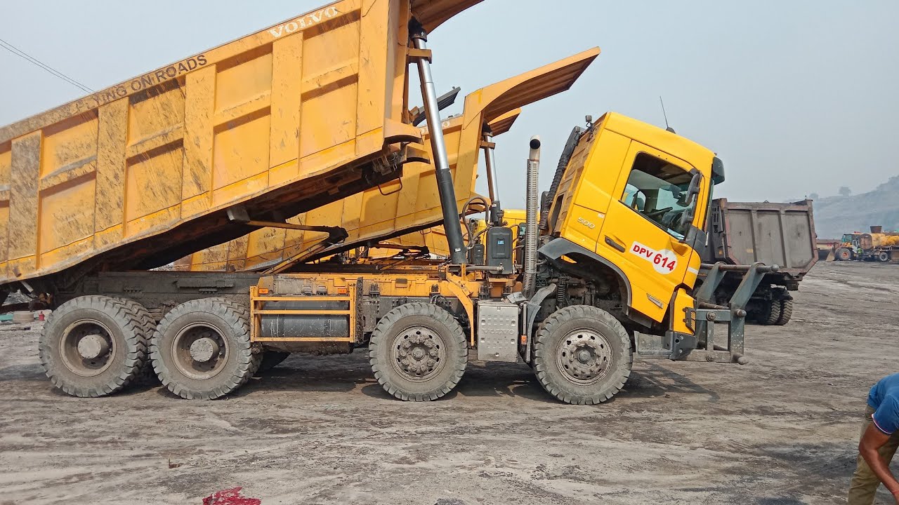 Volvo FMX 500 Engine oil 🛢️ capacity // Volvo 500 mein Engine oil kitna lagta hai//