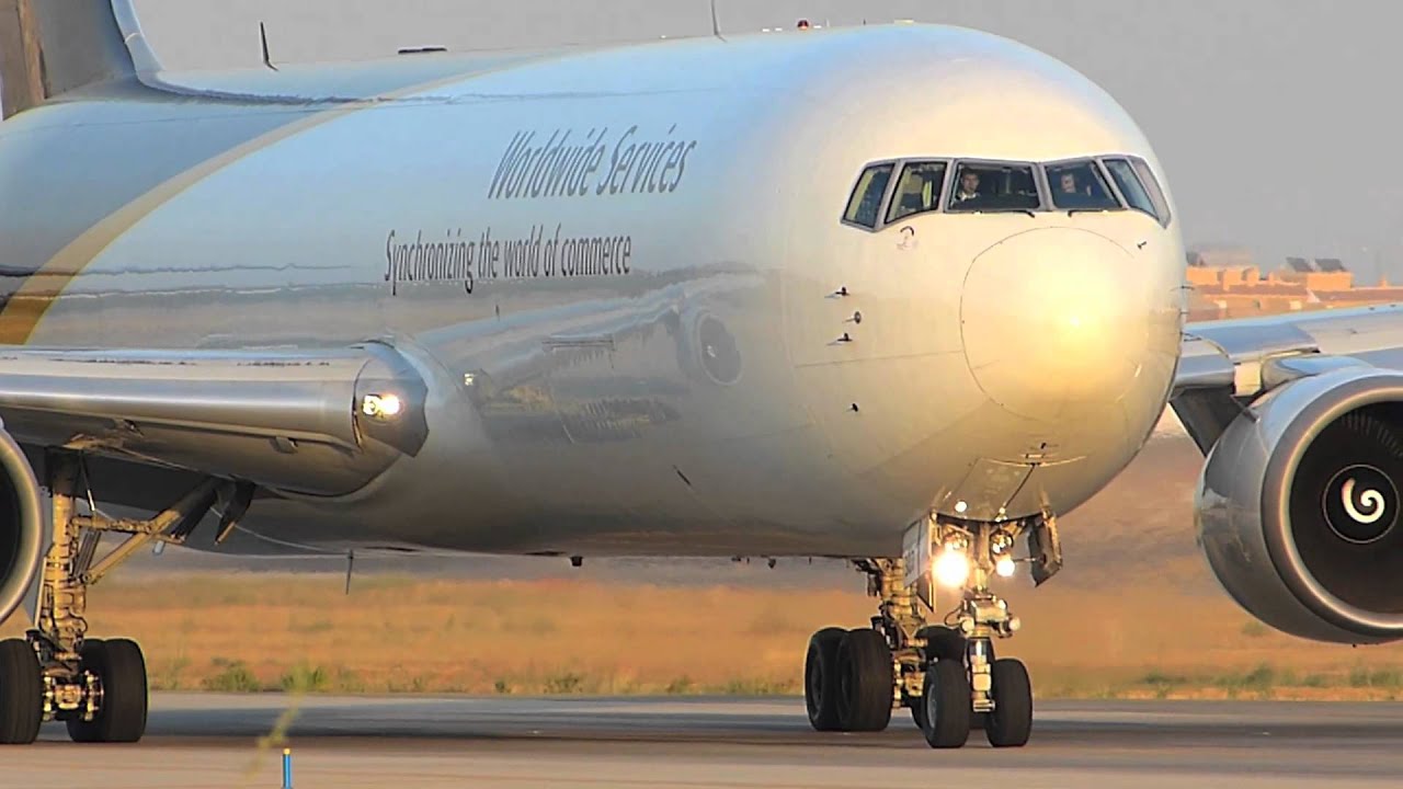 Valencia Cargo Planes [HD]