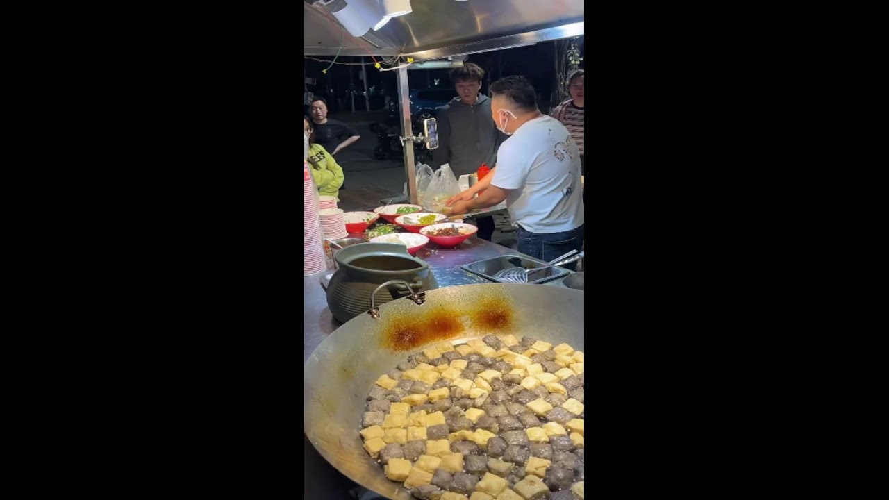 The Street Food Hub – Delicious Food Moments