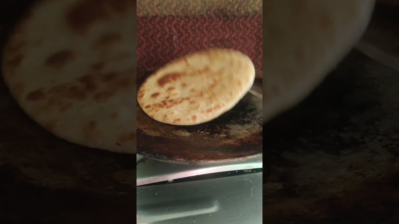 আলু ভরা রুটি অসাধারণ খেতে 👍😊