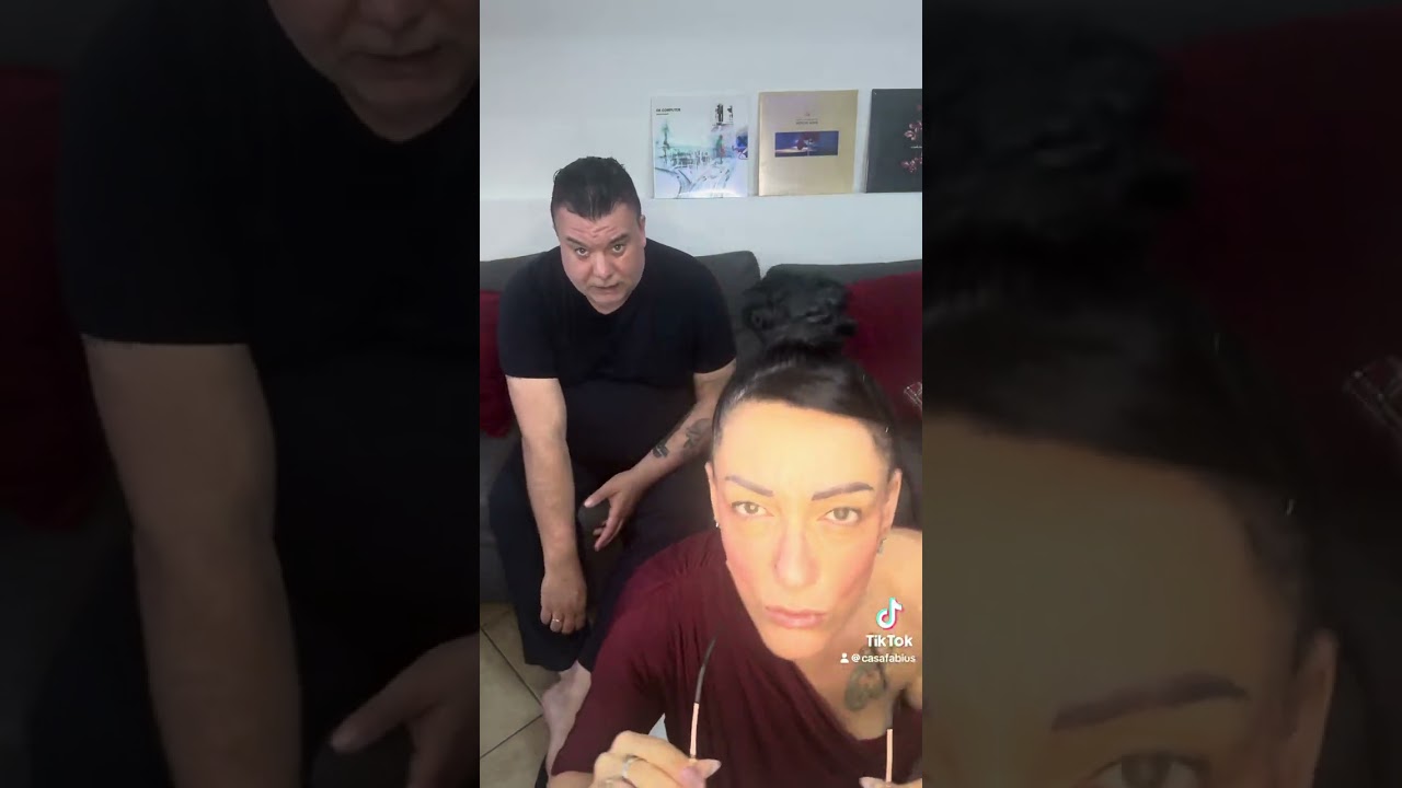 La coppia che scoppia !!! Ops … #brescia #coppiadivertente #couple #casalcomédia #couplecomedy