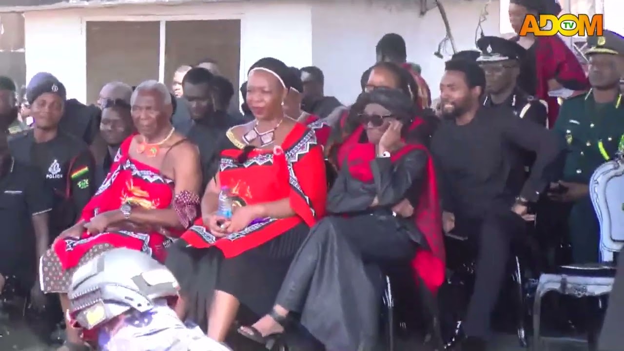 Grand Entrance of Otumfuo Osei Tutu ||  at the Final Funeral Rites Of The Late Asante Mamponghene ||