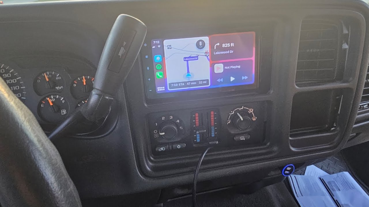 Установка магнитолы Pioneer 2DIN в Chevrolet Silverado (классика 2007 года) с оптическим эффектом...