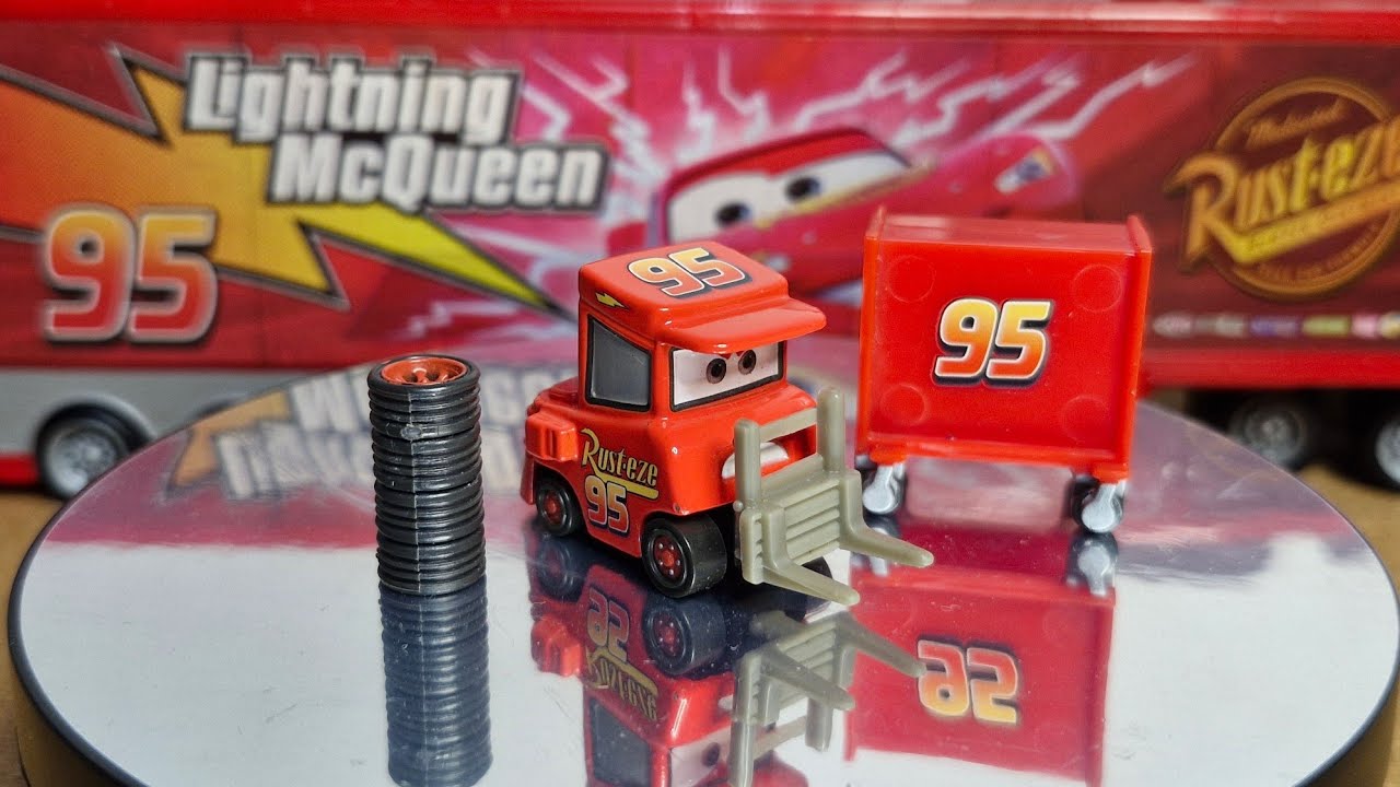 Meu Nome Não é Zé - Carros Review #2 A Empilhadeira do Mcqueen