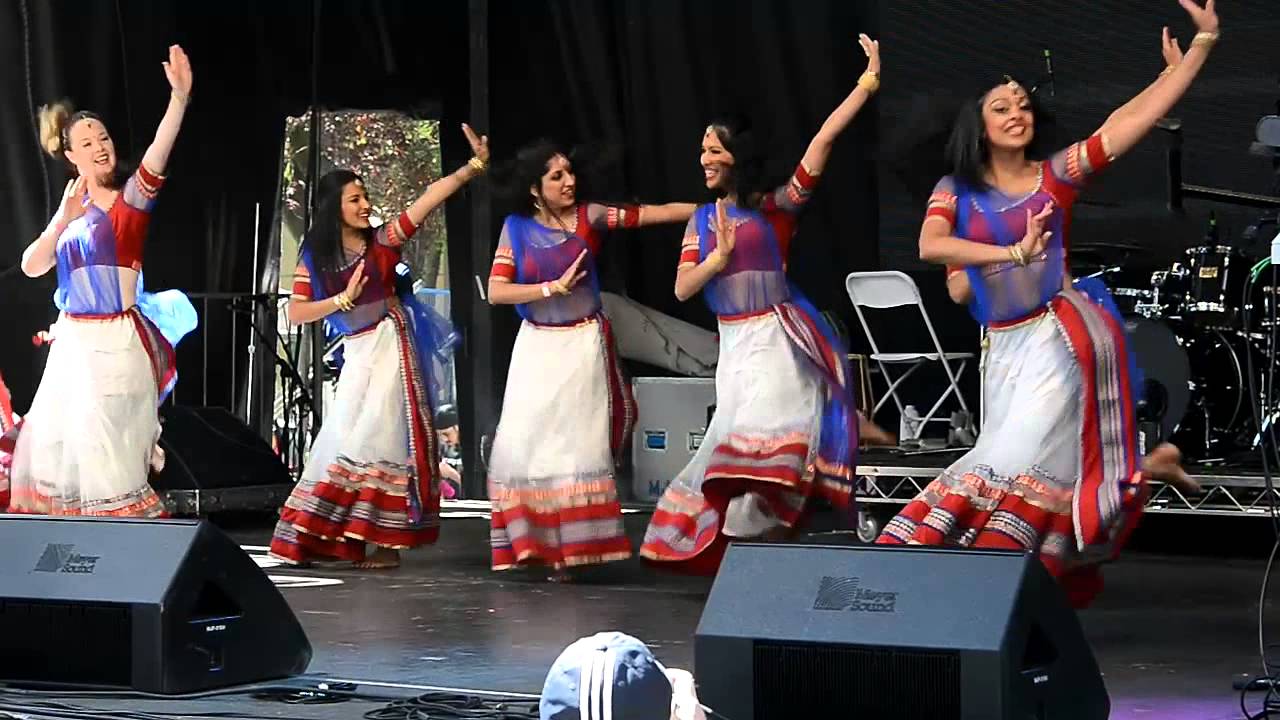 Leela Dance Group Downtown Bhangra Festival 2014 June 7 outside the Vancouver Art Gallery VIBC