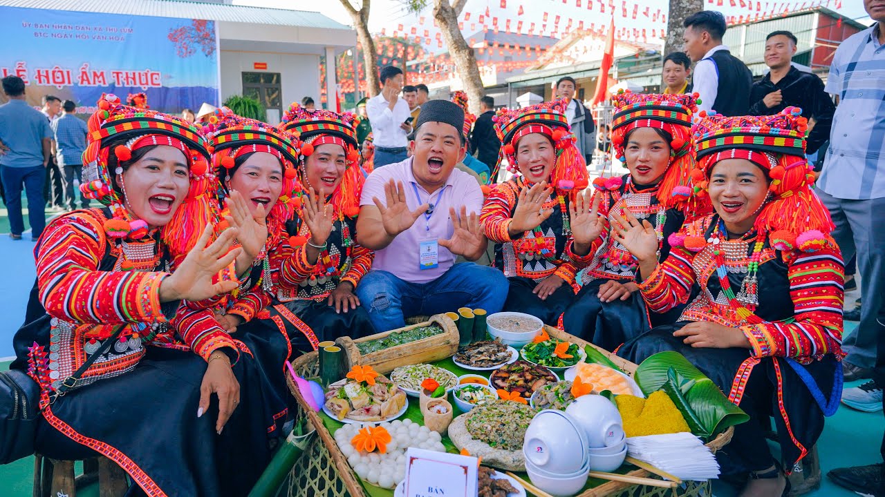 TẾT HÀ NHÌ (T3) ĐẠI TIỆC TẤT NIÊN VÀ RẤT NHIỀU MÓN NGON TRUYỀN THỐNG HÀ NHÌ TRONG LỄ HỘI ẨM THỰC