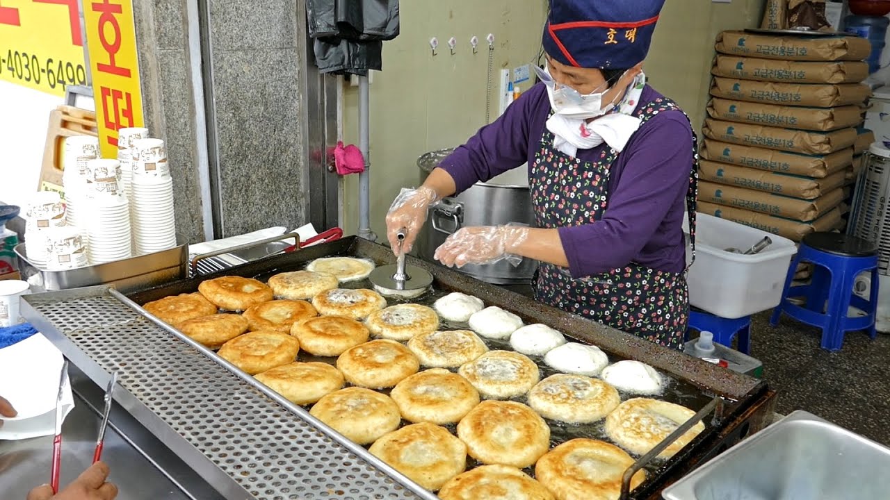 생활의 달인(이순호,김영란 달인) - 줄서서 먹는 맛조아 찹쌀꿀호떡 / a popular hotteok store / Korean Street Food