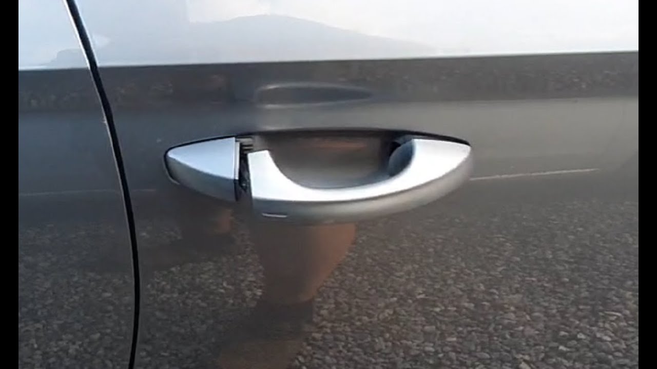 Car Stuff - Fixing Skoda Superb 2017 passenger side front door handle that has jumped out of socket.