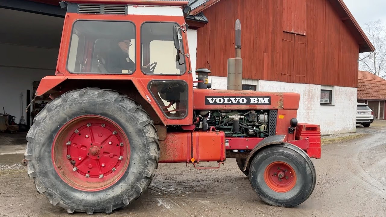 Köp Traktor Volvo BM 2650 på Klaravik