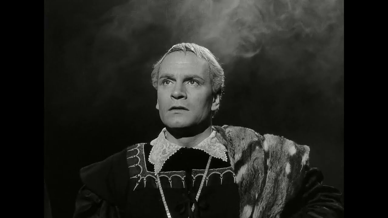 Hamlet (1948)&nbsp;by Laurence Olivier, Clip: Scene 4 - The Ghost appears to Hamlet