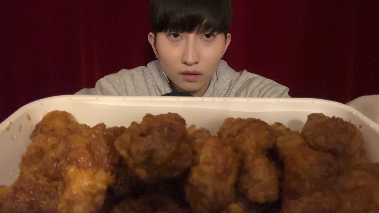 ASMR_허니콤보 이팅사운드 HONEY COMBO CHICKEN EATING SOUND MUKBANG NO TALKING