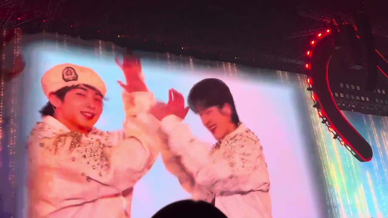 250112 SMTOWN Live SMTR25