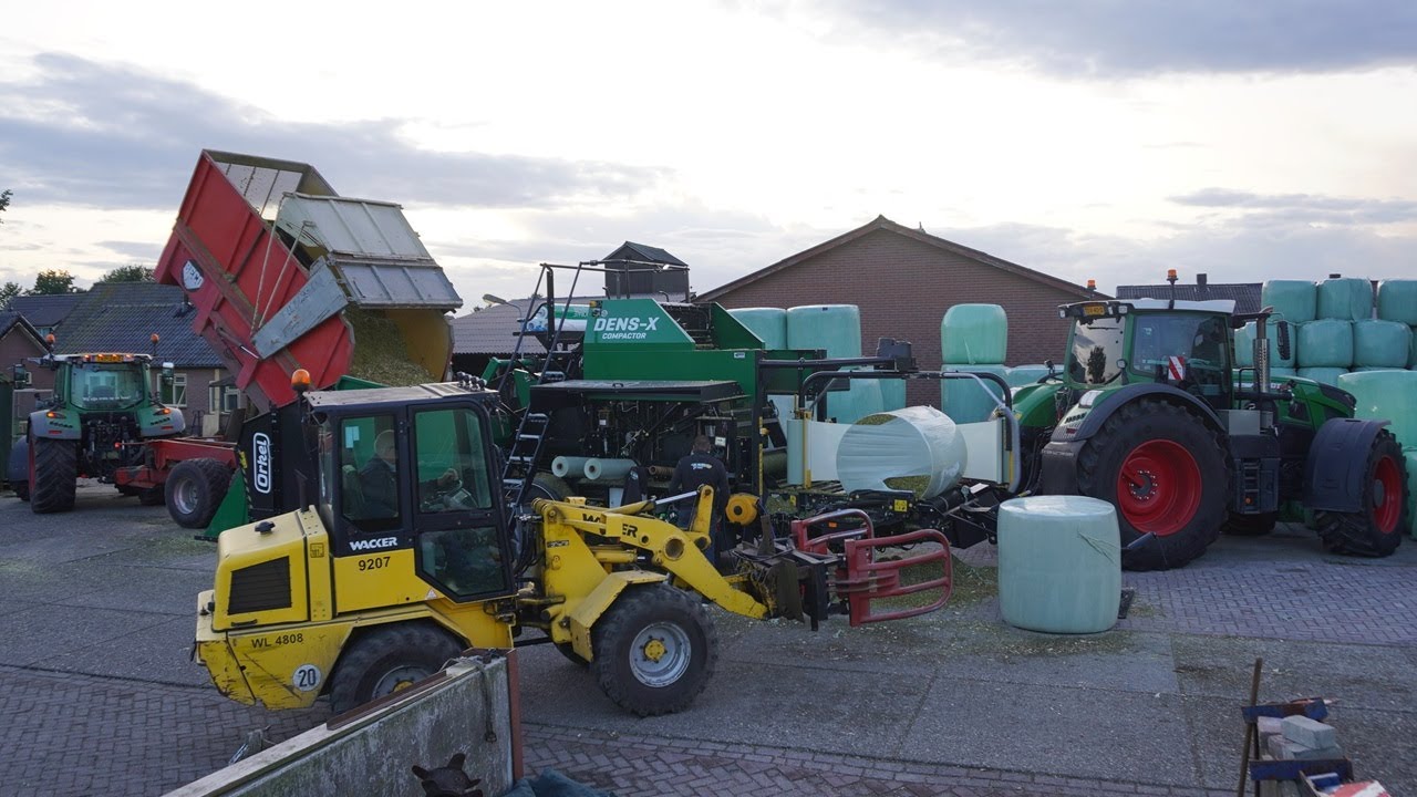 Maisbalen persen | Fendt 942 + Orkel | Termaat Terpac Putten | Bloemendal Elspeet | 2023