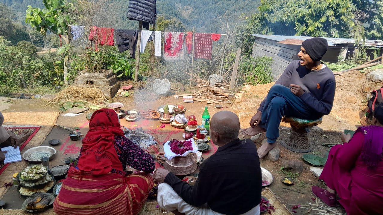 K ko puja thiyo tw ghar ma 🤔🤔 aaba gaun pani purano vayo 😓