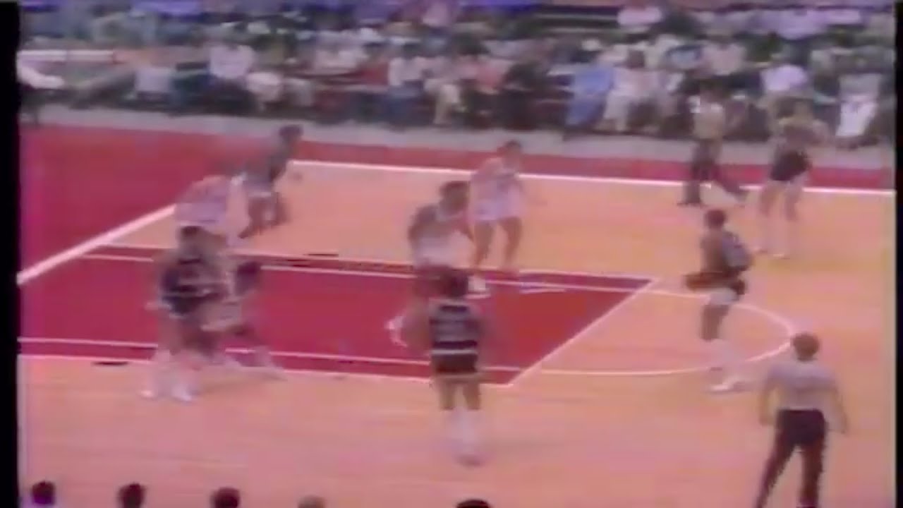 1979 Spurs vs Rockets (EXTREMELY RARE FOOTAGE)