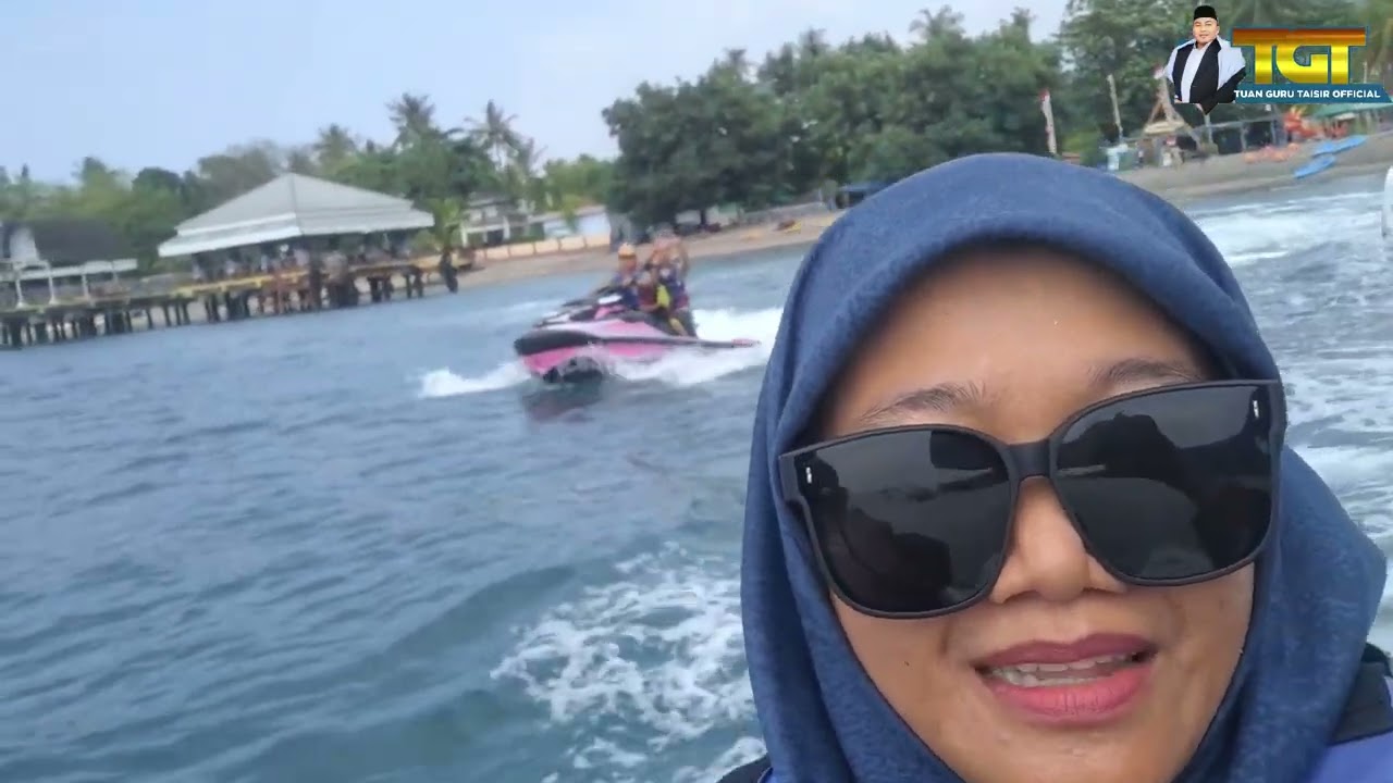Menguji Adrenalin...TGT Bermain Jet Sky di Senggigi&nbsp;Beach....