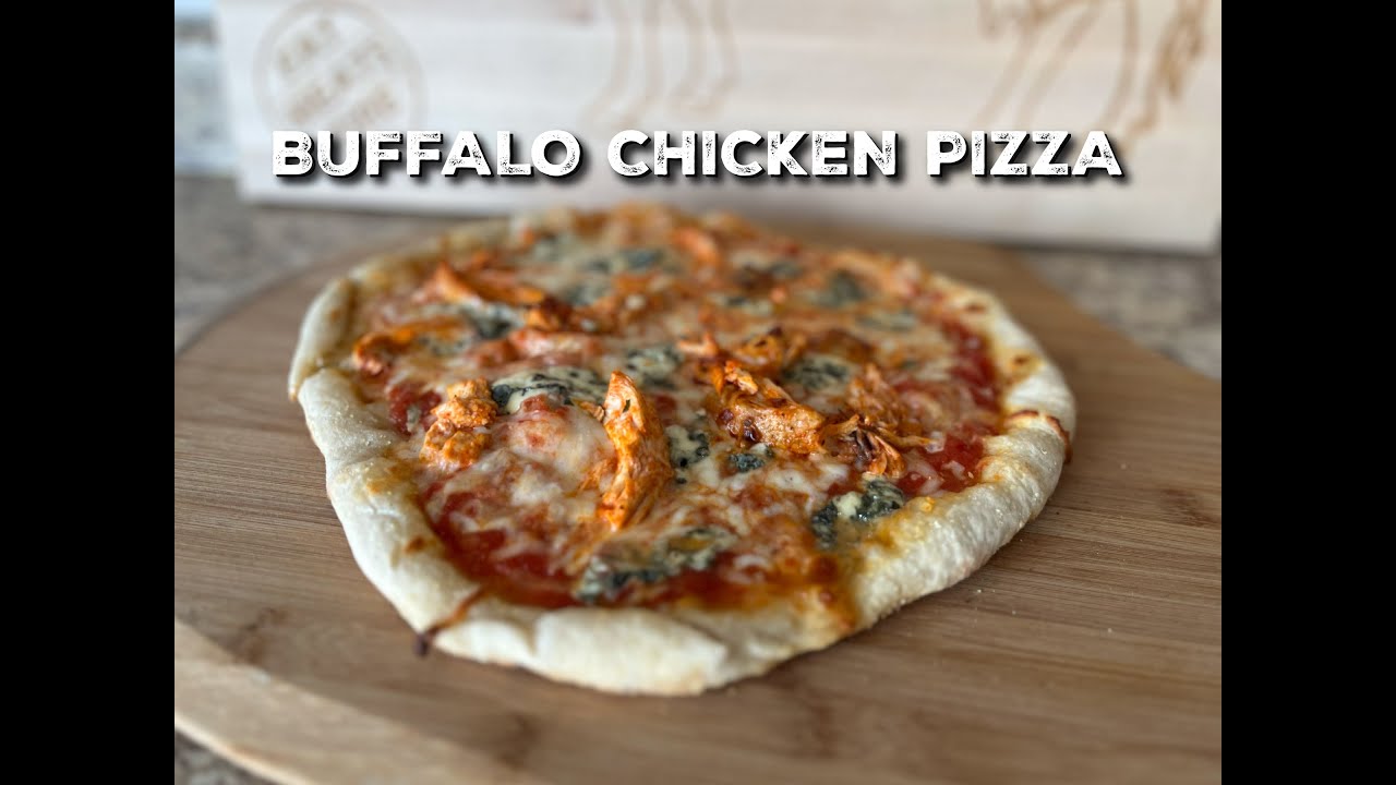 Buffalo Chicken Pizza | @KamadoJoeGrills