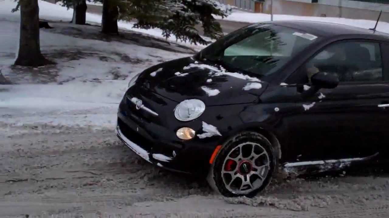 Driving a FIAT 500 in the snow