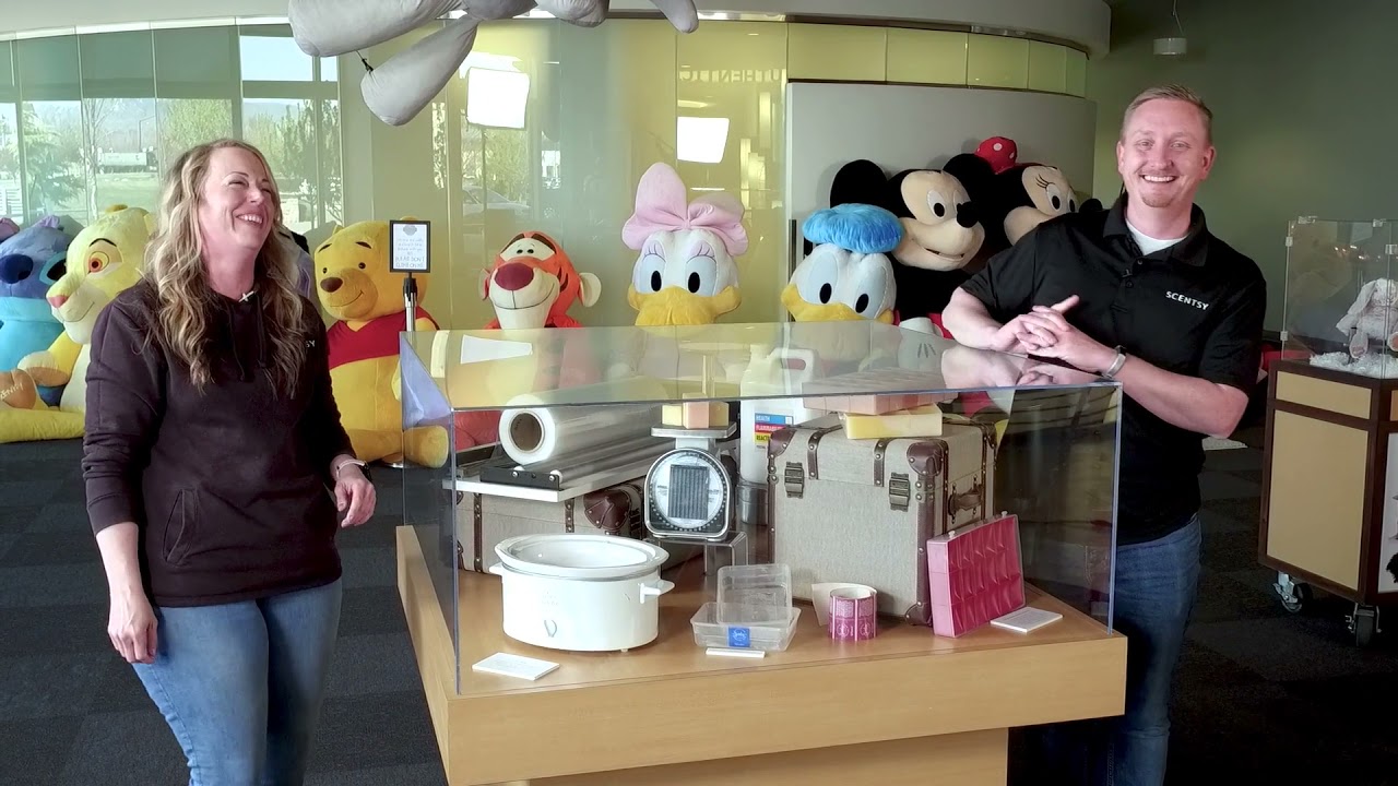 BEHIND THE SCENES SCENTSY HOME OFFICE DISPLAY