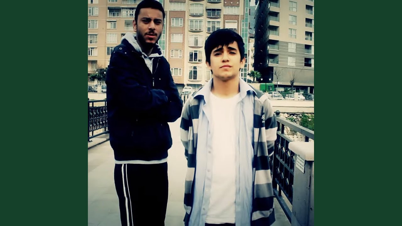 Saf Dışı (feat. Mer2mul)