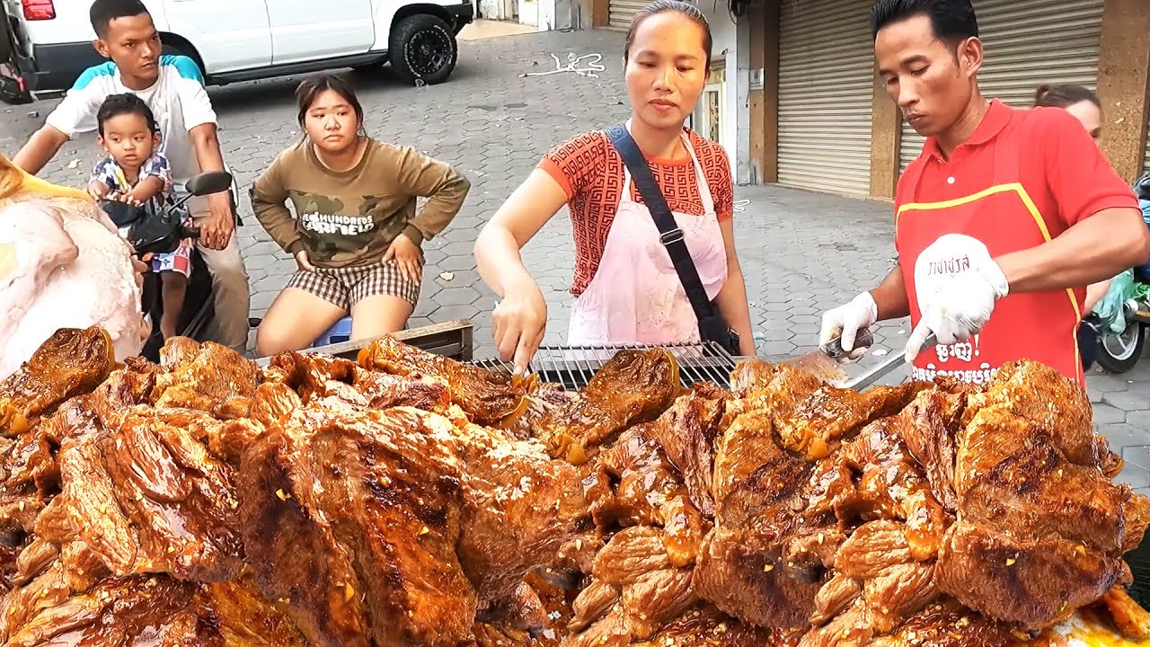 The super grilled beef! Juicy & Spicy Taste! Cambodian street food