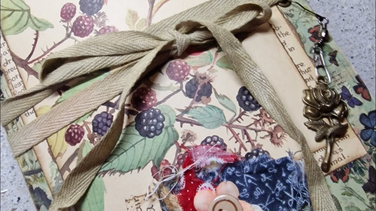 My finished Scrap or Junk Journal flip through #journal #journaling