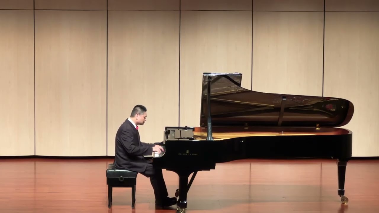 Yun-lun Hsieh plays Wolfgang Amadeus Mozart Piano Sonata KV 533/494 II, recital version!