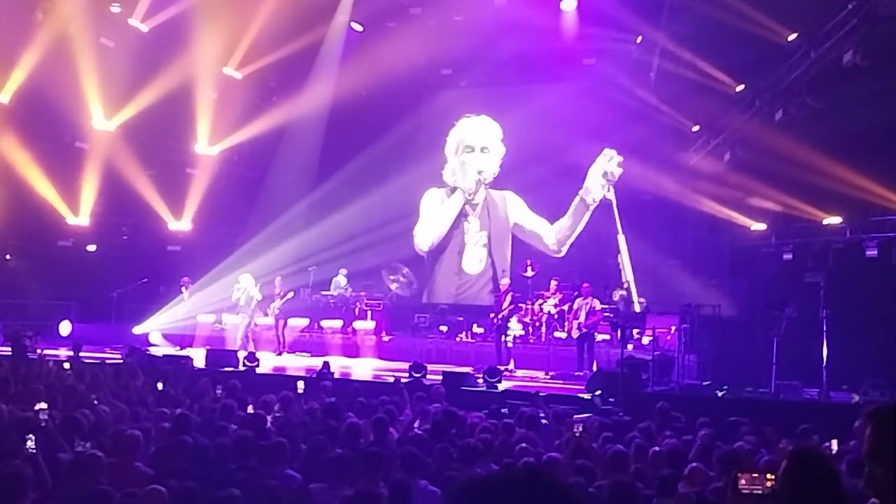 Sarà un bel souvenir – Ligabue (Mediolanum Forum, Assago – Dedicato a noi indoor tour)