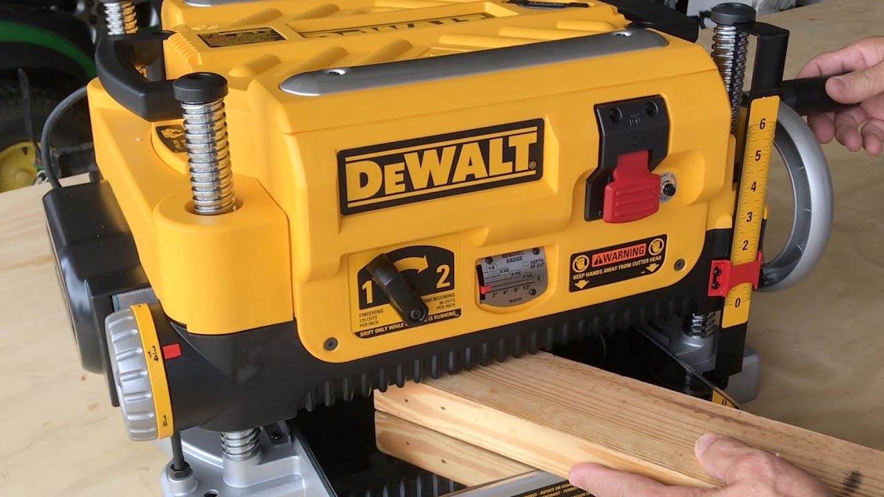 DeWalt 735X Thickness Planer Unboxing & Setup