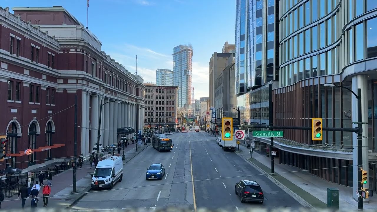 Life in Canada - Waterfront Station - Downtown Vancouver [Urban Life in 2026]