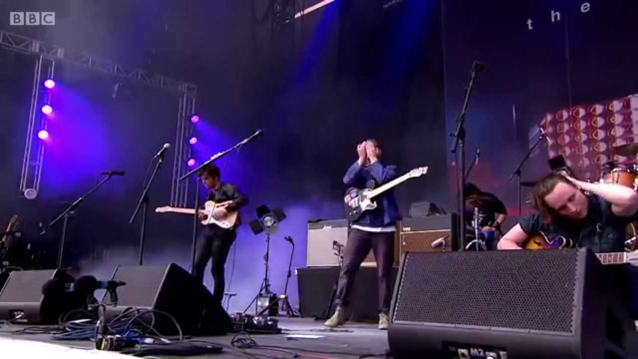 Spit it out - The Maccabees live at Glastonbury 2015