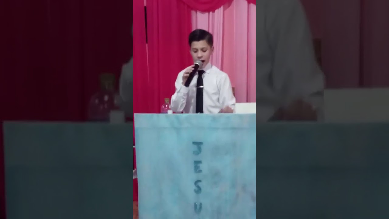 Dupla Leandro & Samuel (louvando) Samuel Muller (ministrando a palavra) em TRIUNFO RS...