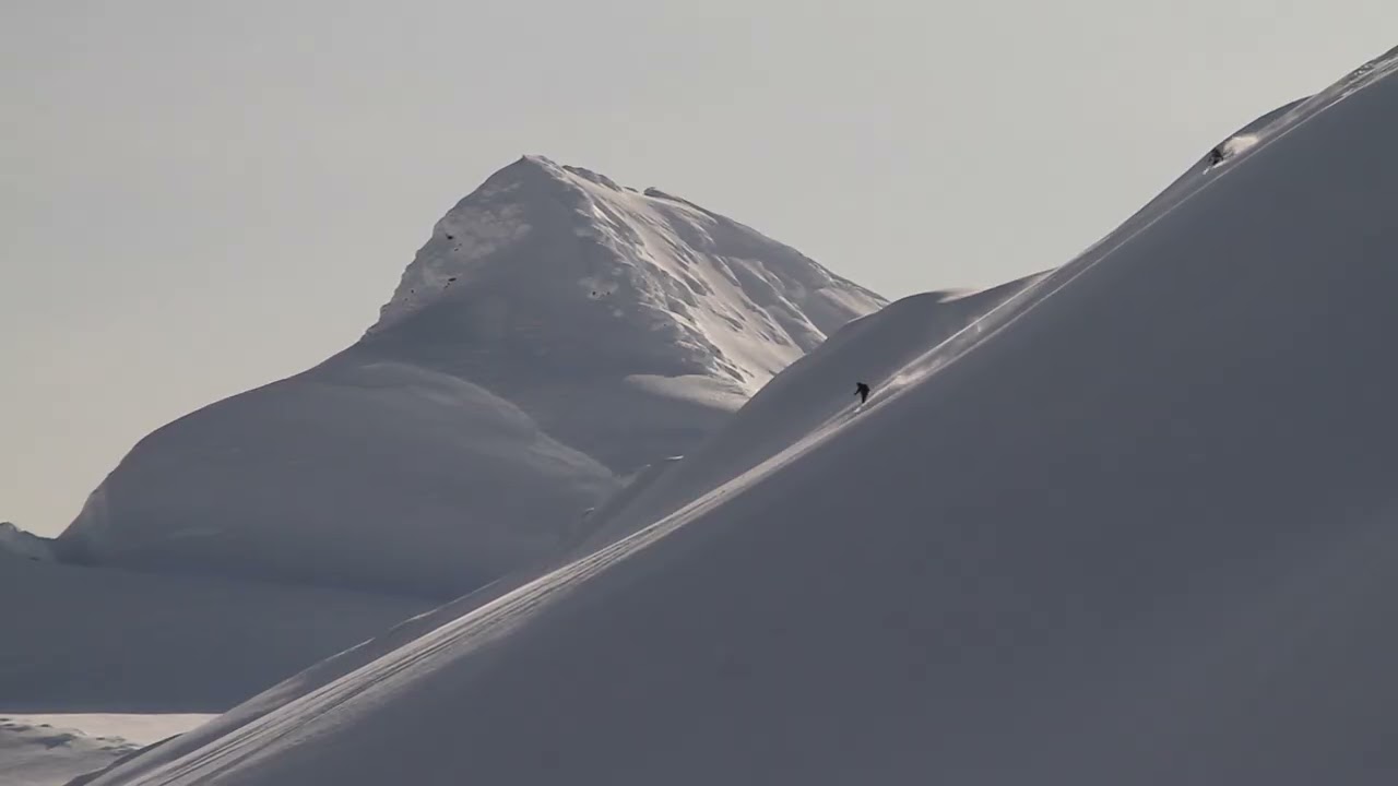Northern Escape Heli Skiing and Boarding Terrain | Big Mountains and Deep Powder