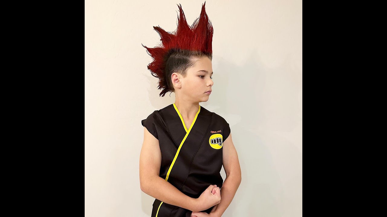 Hawk inspired hair tutorial. Cobrai Kai