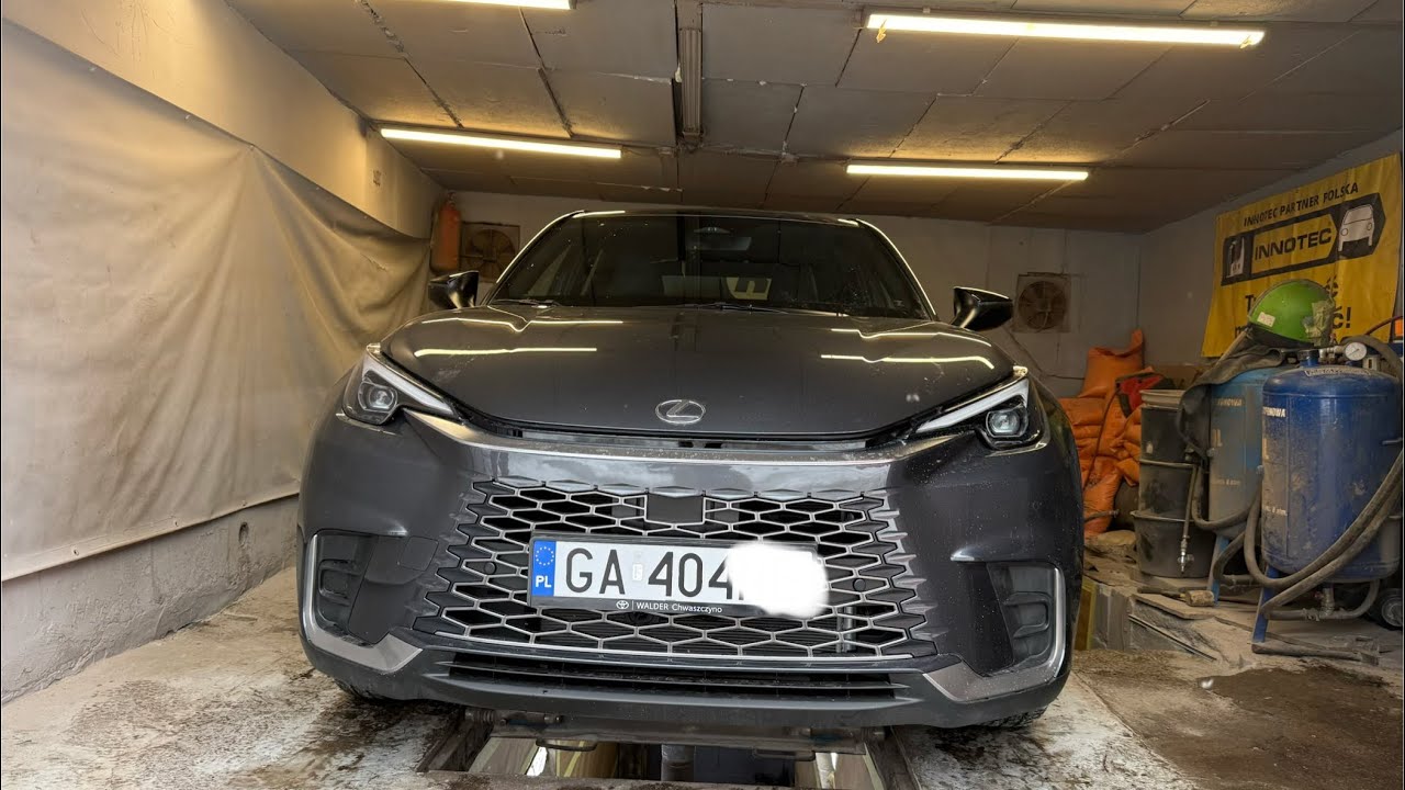 Nowy Lexus LBX antykorozja wosk bezbarwny Innotec 