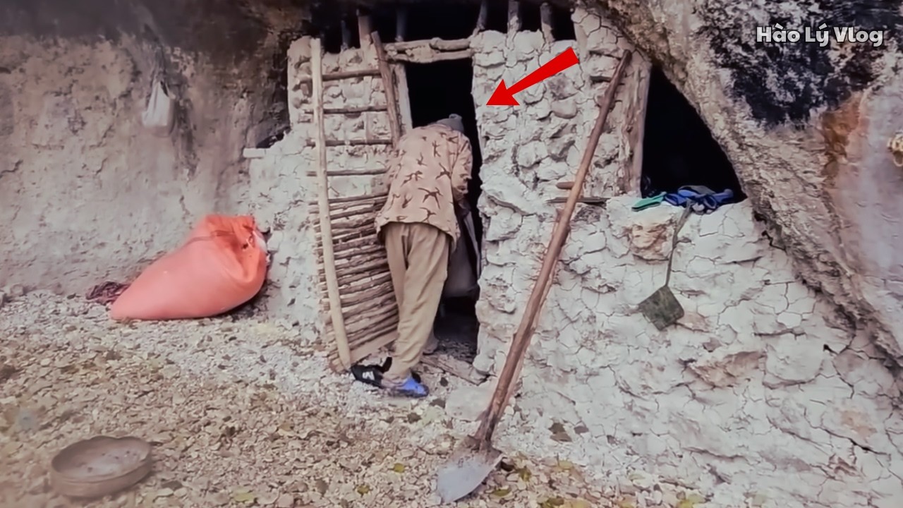 Cha Chồng Tiến Thẳng Vào Bên Trong , Nhưng Lần Này Hawa Nói Thẳng Sự Thật