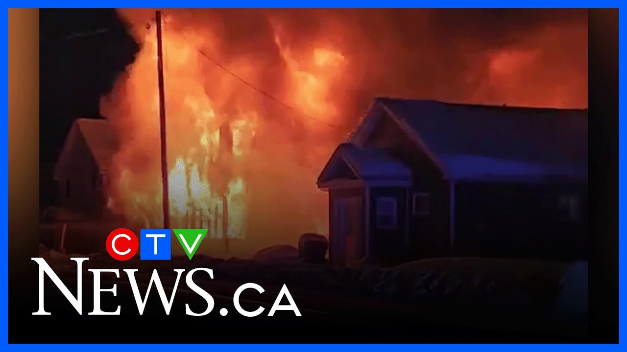 Blaze destroys northern Ontario home, damages two others