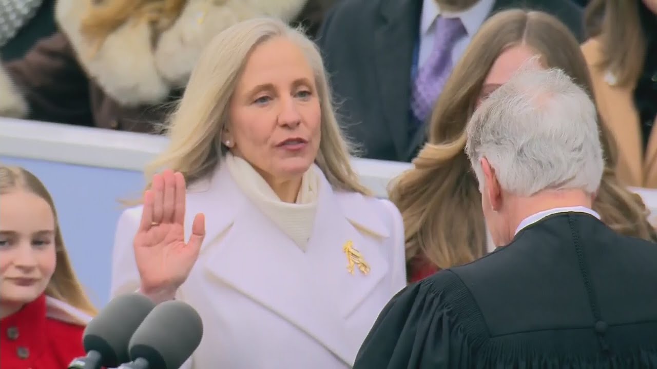 Abigail Spanberger sworn in as Va. governor