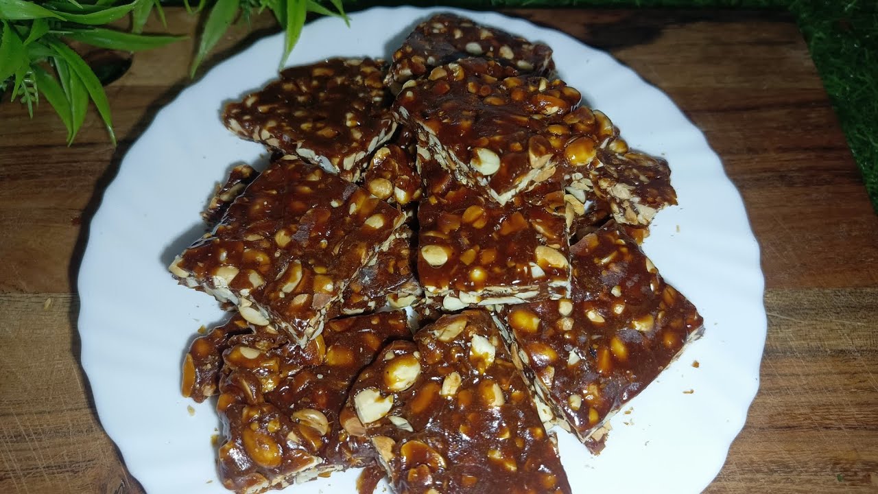10 मिनट में बनाये गुड़ मूंगफली की चिक्की #trending #cooking #recipe #Chikki #peanutchikki 