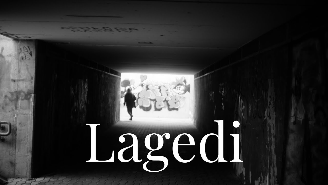 Lagedi - Wandering in a small town with the Industar-69