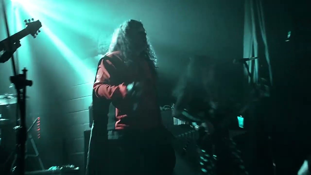 MERCÜRIO - HACHAS DE LIBERTAD (DVD Rock fuerte en el Uniclub)
