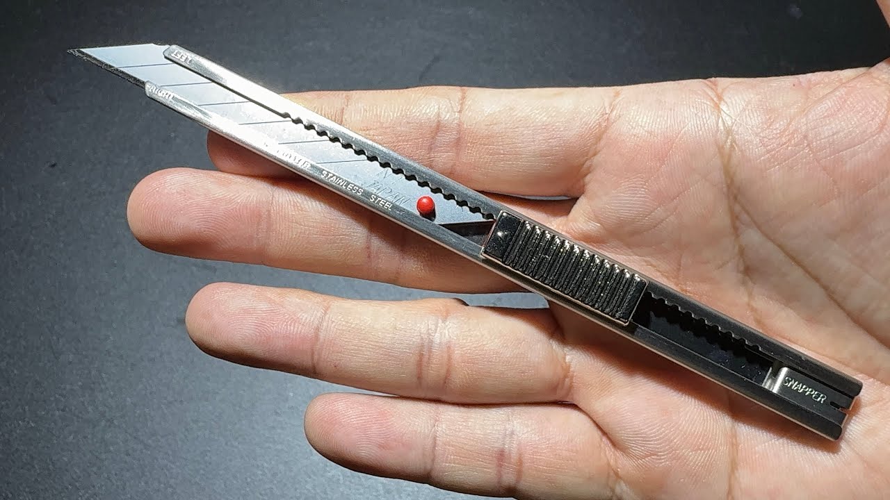 NT CUTTER PRO AD 2P ยืม คัทเตอร์ขนาดเล็ก กลับพลิกได้ทั้งซ้ายขวา ใบเฉียง 30 องศา