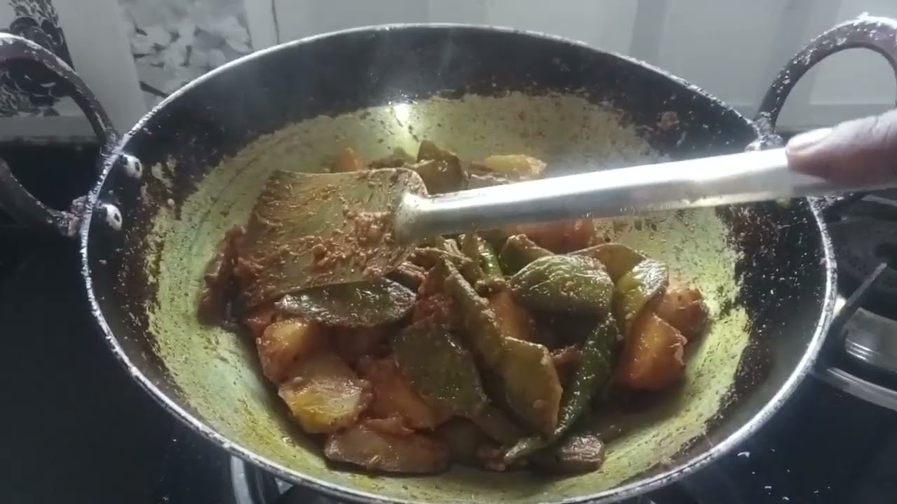 # kacha tomato diye chochri recipe 🙏🙏👍