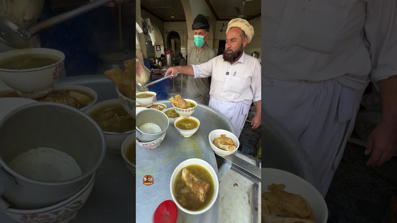 700RS/- Ka Beef Yakhni Paye Ka Piyala #viral #shorts