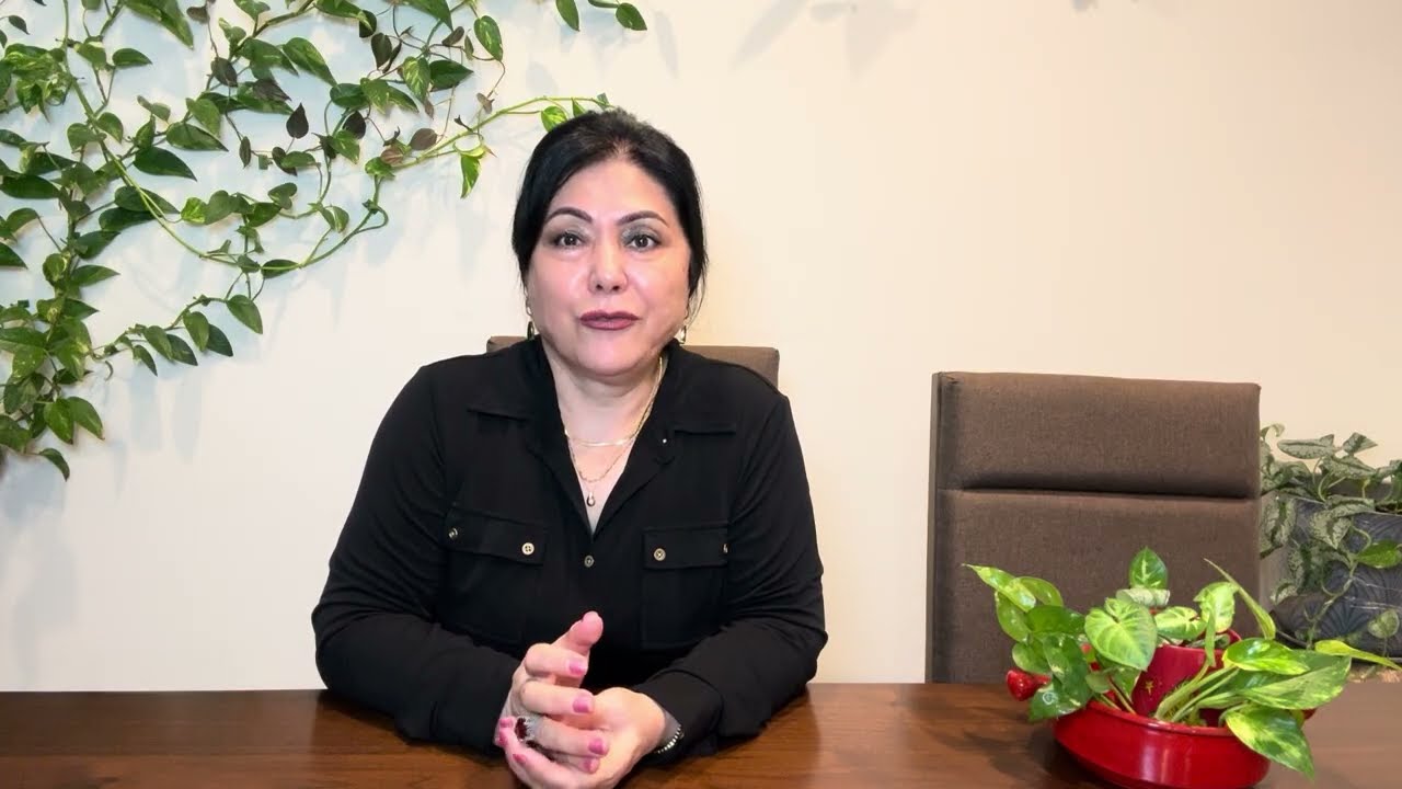 « من نرس بودم ، او هم نرس بود …اما او به من دروغ گفت جدا شدم 😒