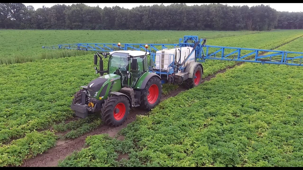 Spraying potatoes | *NEW* Fendt 516 Vario | Lemken Albatros 50 | Aardappels spuiten | Derikx