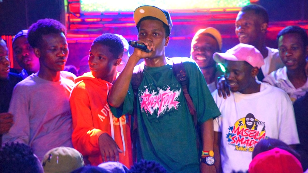 HUYU APA MKALI MALUME AGAAA | KAICHAPA KWANGU ALIFATA ELA | UTAMBULISHO WASANII MASELA SMART