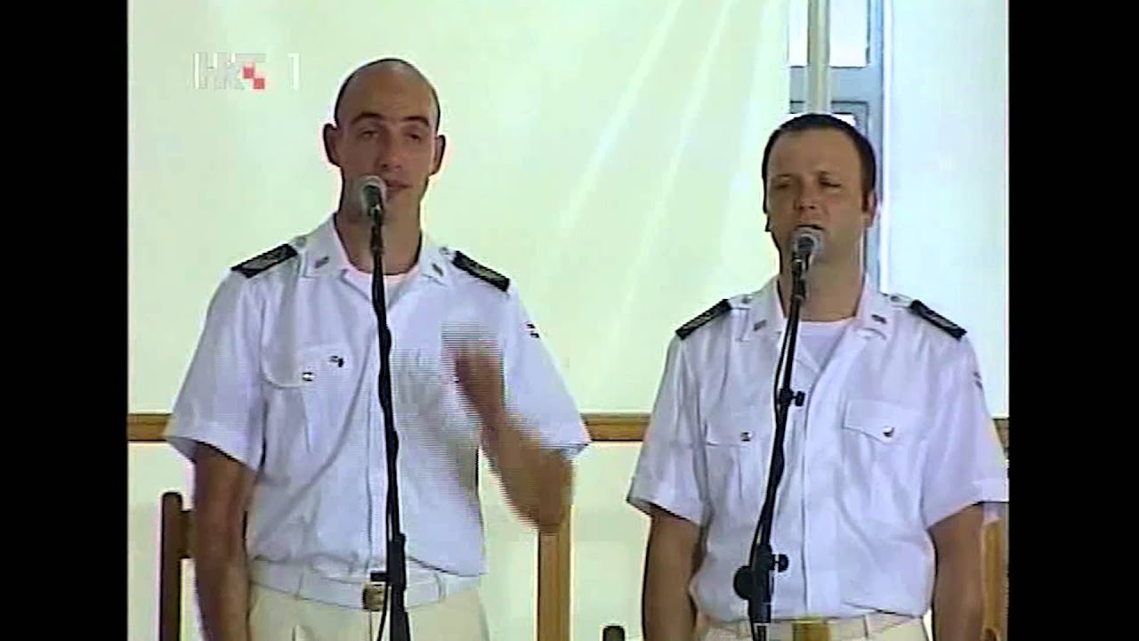 Klapa Sveti Juraj HRM - ŽIVOT SVOJ PRIKAZUJEMO BOGU